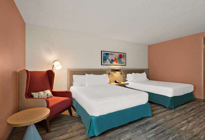 اتاق استاندارد, Hilton Garden Inn Wichita Downtown