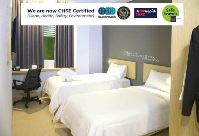 Номер Deluxe, Kyriad Hotel Fatmawati   Jakarta