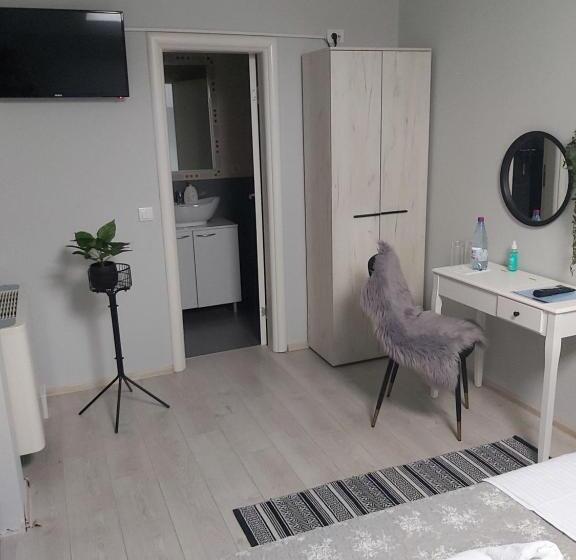 اتاق عادی, Vonamor Rooms