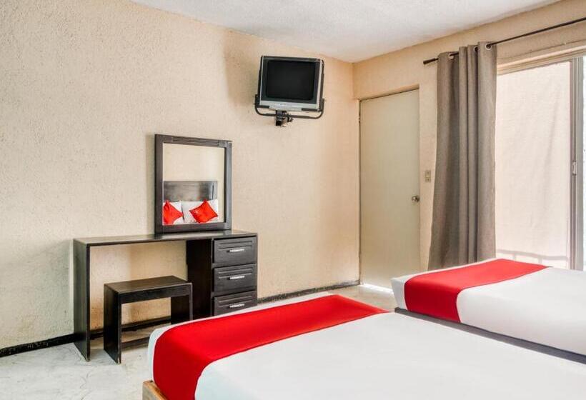 スタンダード４人部屋, Capital O Hotel La Siesta, Gomez Palacio