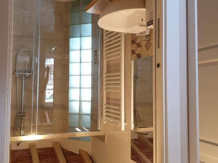 اتاق خانوادگی, Il Tiglio Jacuzzi&sauna