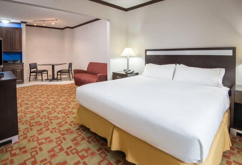 Номер Стандарт, Holiday Inn Express Cleveland Airport   Brook Park, An Ihg