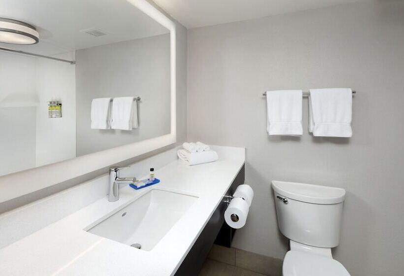 스탠다드 룸 더블 침대 2개, Holiday Inn Express Middlesboro, An Ihg