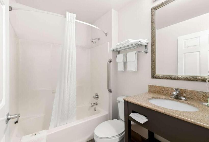 Номер Стандарт, Quality Inn Merrimack  Nashua
