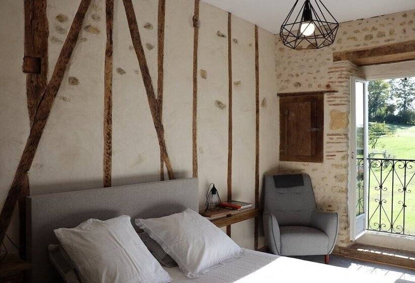 Romantic Room, Maison D'hôtes Marimpoey