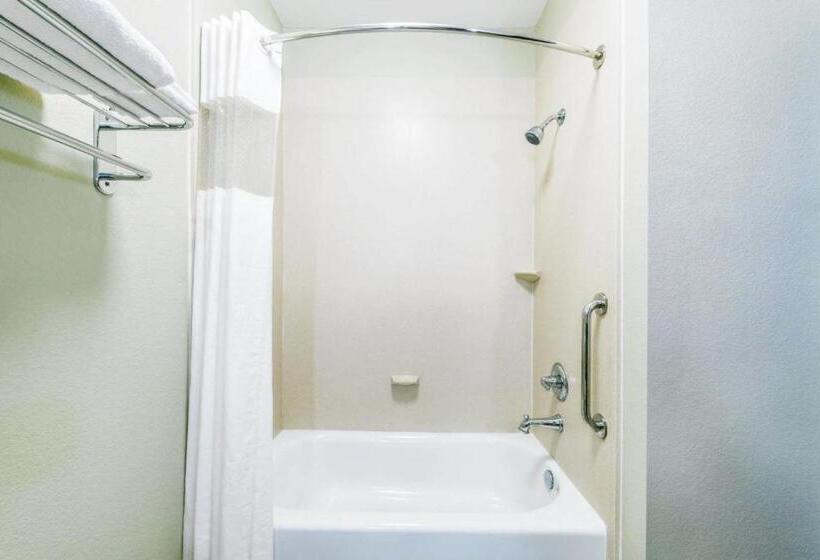 Люкс Кровать Кинг, Days Inn & Suites By Wyndham Mineral Wells