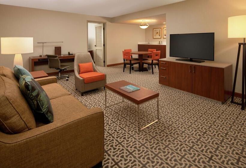适合残疾人士使用的套间, Doubletree Suites By Hilton Seattle Airport  Southcenter