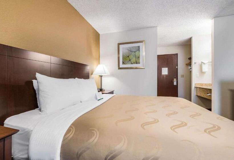 اتاق استاندارد, Quality Inn & Suites Lacey Olympia