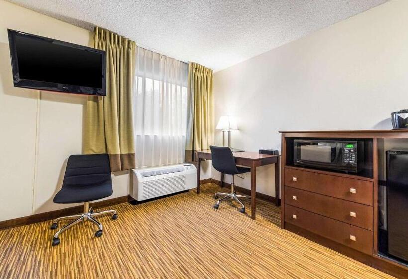 سوئیت با تخت بزرگ, Quality Inn & Suites Lacey Olympia