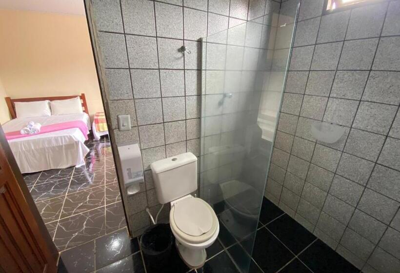 اتاق استاندارد چهار تخته, Pousada Alto Da Praia