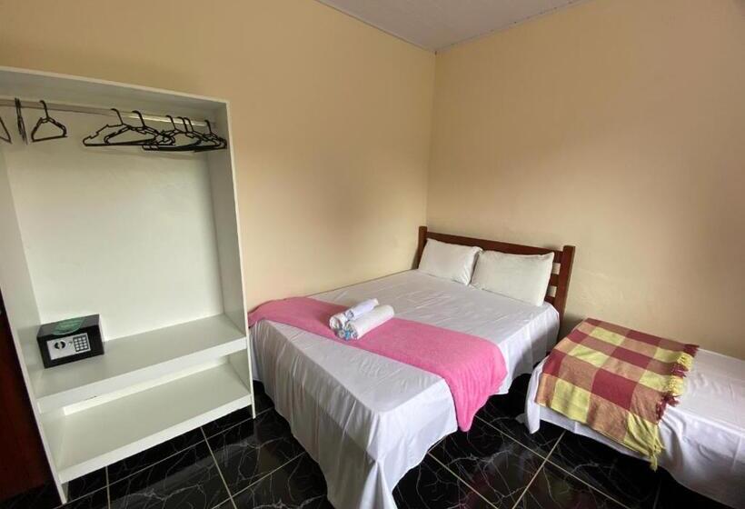 اتاق استاندارد چهار تخته, Pousada Alto Da Praia