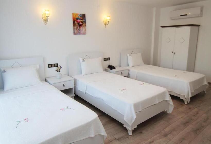 Quarto Triplo Estandar, Duman Boutique Hotel Cesme