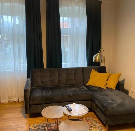 Люкс, Pension & Café Abendröte