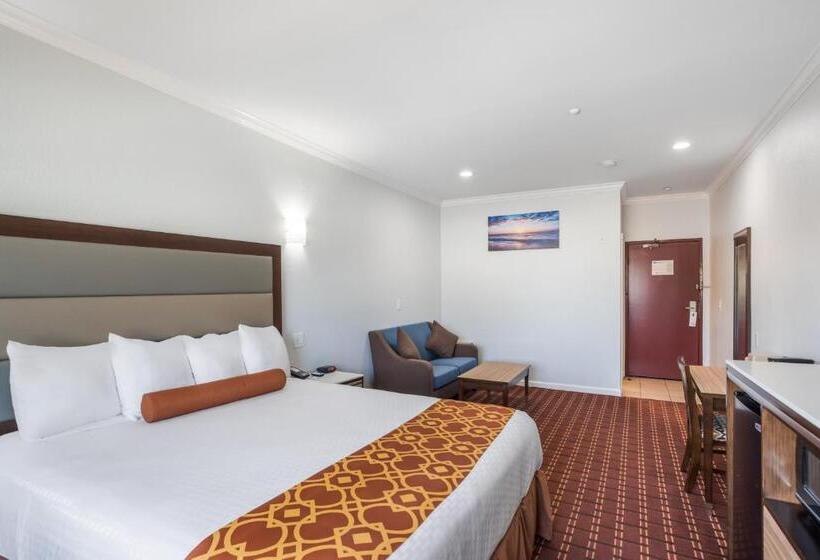 带大床的标准间, Rodeway Inn & Suites Pasadena