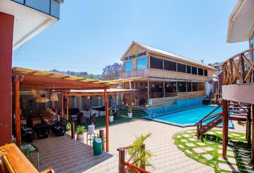 مجموعه ویستا شهر, Mount Royal Villa