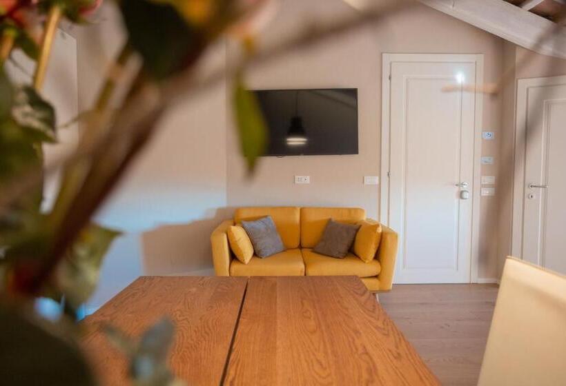 スーペリアトリプルルーム, Borghetto San Biagio Relais Agriturismo