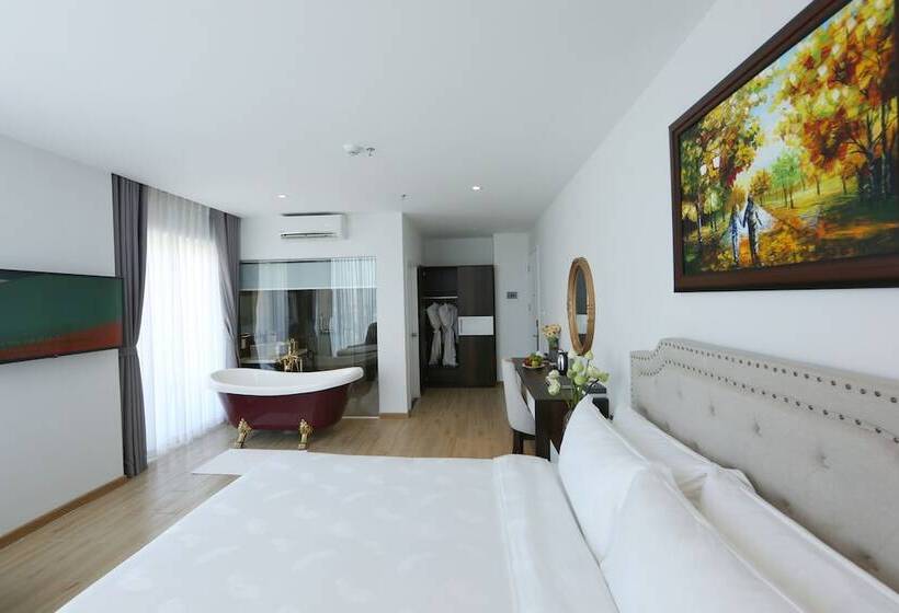 سوئیت با چشم‌انداز رودخانه, Rhm Luxury Hotel And Suite
