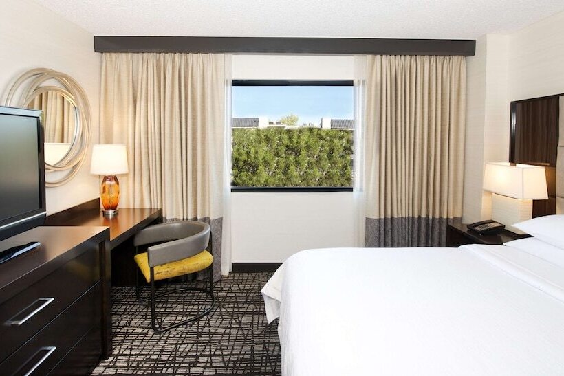 سوئیت برای معلولان, Embassy Suites By Hilton Las Vegas