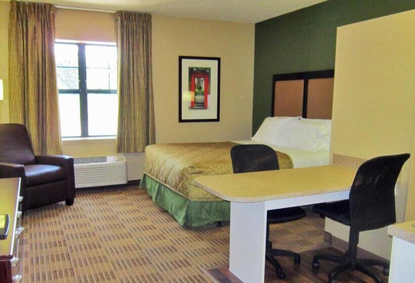 Студия Стандарт, Extended Stay America Suites  Toledo  Holland
