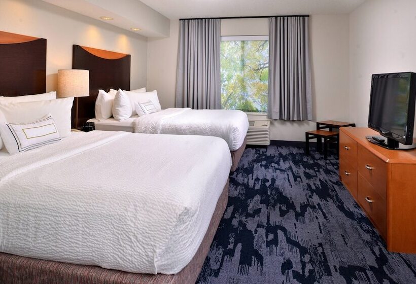 스탠다드 스튜디오, Fairfield Inn And Suites Beloit