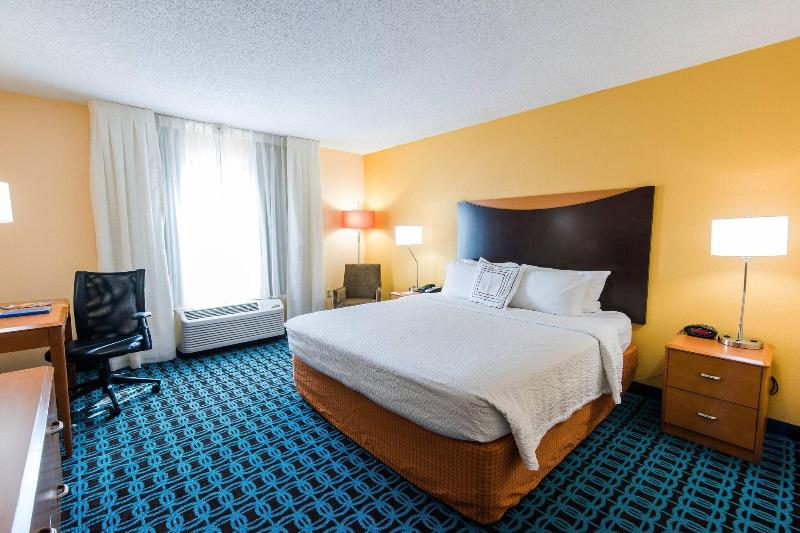 带大床的标准间, Fairfield By Marriott Chesapeake