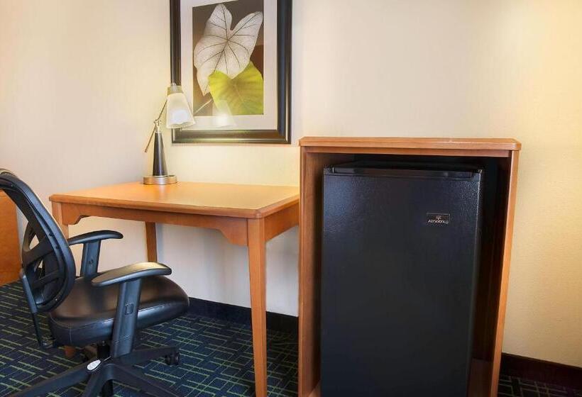 Quarto Estandar Cama King, Fairfield Inn & Suites Fargo