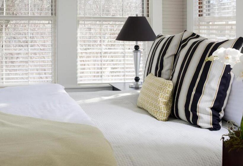 Suite, The Inn At English Meadows