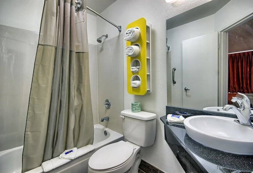 Номер Стандарт 2 Двуспальные Кровати, Motel 6 Columbus, Oh  West
