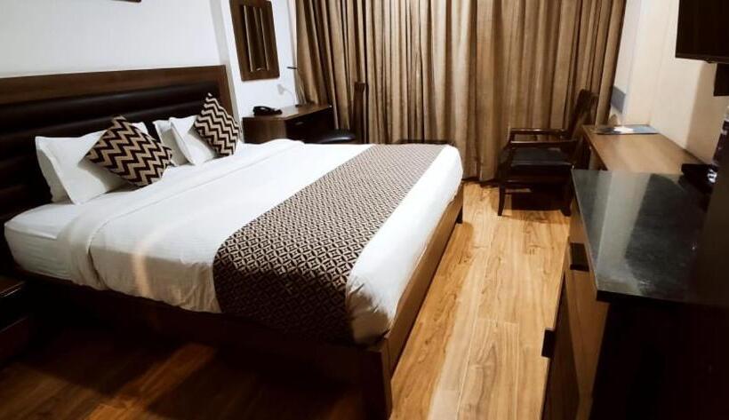 Номер Deluxe, Abode By Aliste Hotels  2 Minutes Walking To Golden Temple, Amritsar