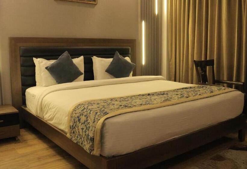 Семейный Номер, Abode By Aliste Hotels  2 Minutes Walking To Golden Temple, Amritsar