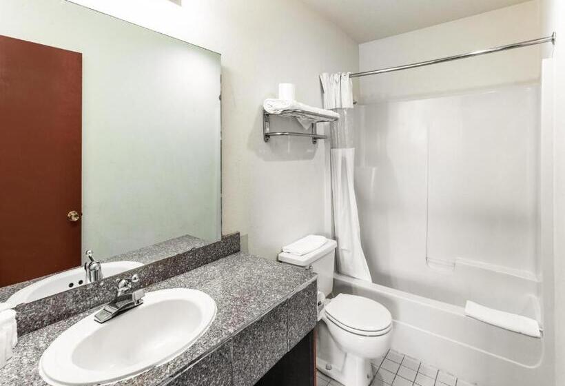 Номер Стандарт, Arlington Motor Inn