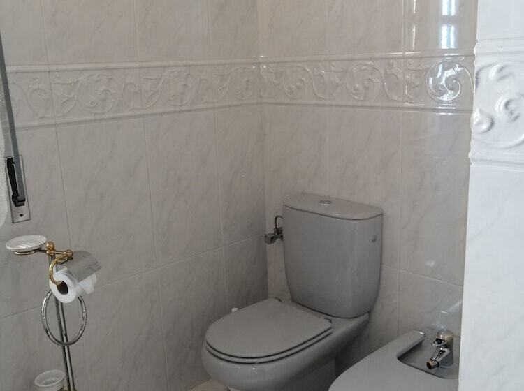 Семейный Номер, Casa Do Ribeirinho
