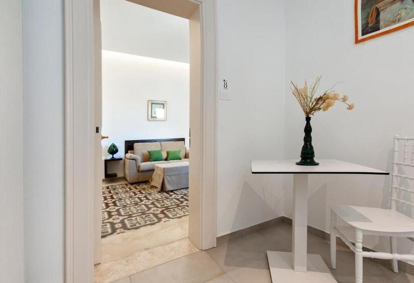 سوییت خانوادگی, Palazzo San Lazzaro   Jacuzzi Rooms & Suites Lecce Selection