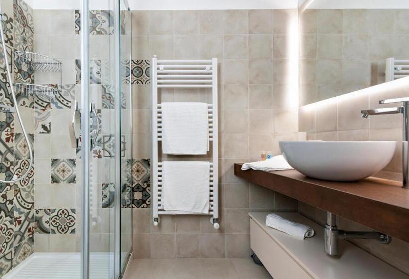 سوییت خانوادگی, Palazzo San Lazzaro   Jacuzzi Rooms & Suites Lecce Selection