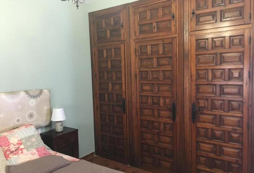 Номер Стандарт Вид на Сад, Casa Rural Paloma
