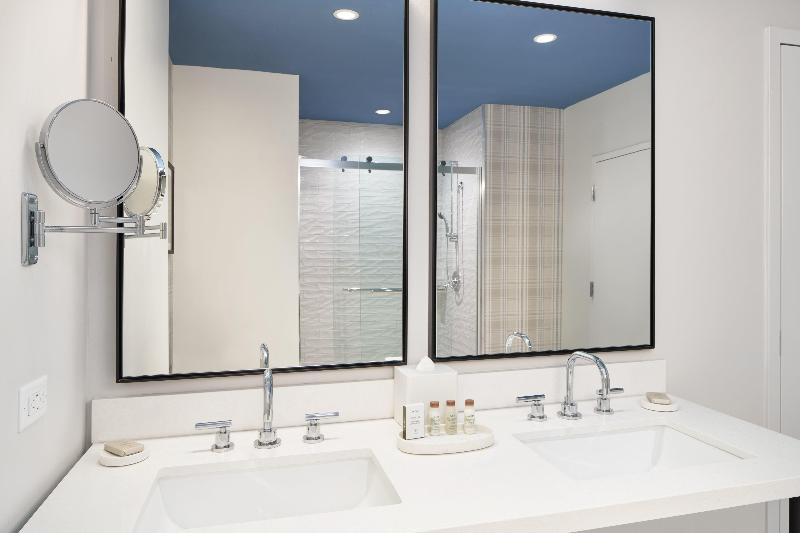 Номер Премиум, Indigo Tallahassee   Collegetown, An Ihg