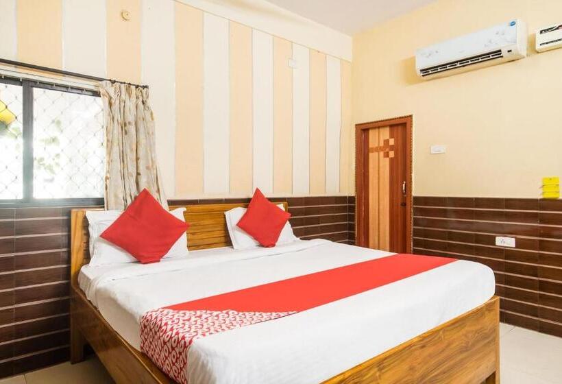 스탠다드 룸, Aahvanam Guest House