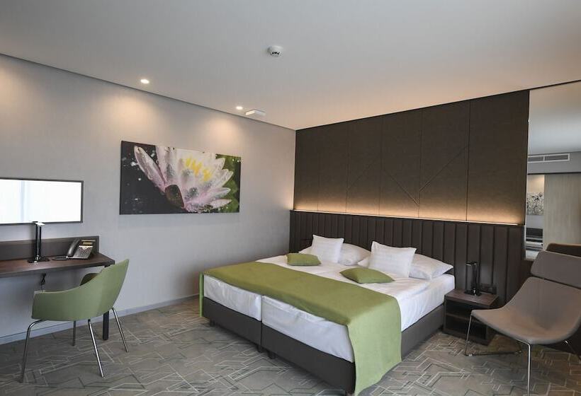 Номер Superior, Hunguest Hotel Sóstó