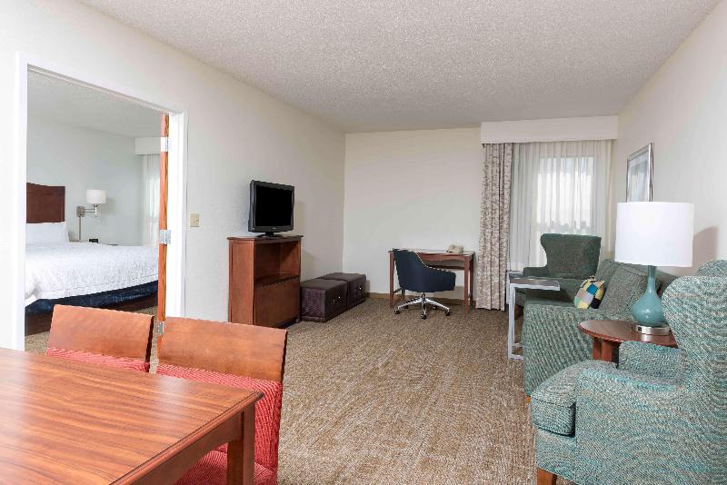 스위트 킹사이즈 침대, Hampton Inn Grand Rapids North