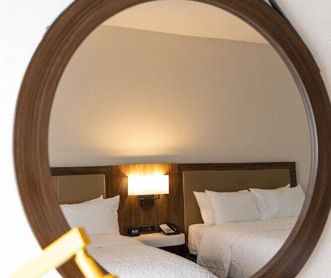 스탠다드 룸 더블 침대 2개, Hampton Inn By Hilton Of Kuttawa/eddyville