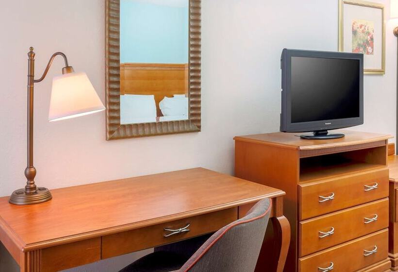 Standard-huone 2 Parivuodetta, Hampton Inn Laredo