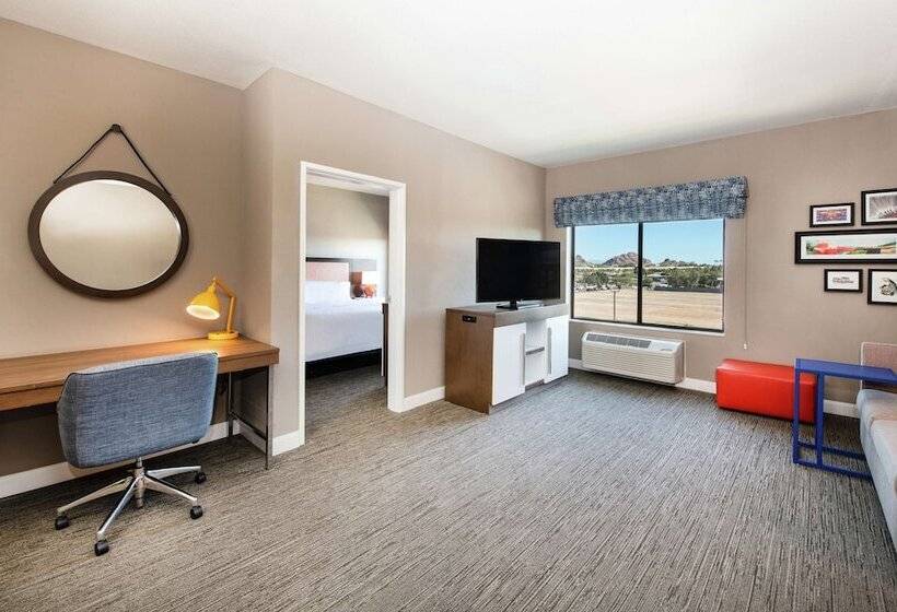 이그제큐티브 스위트, Hampton Inn Phoenix Airport North