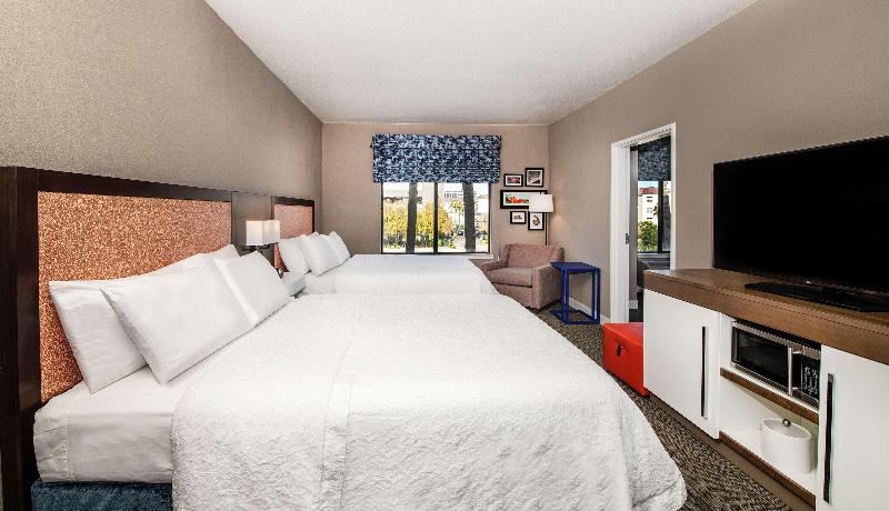 스위트, Hampton Inn Phoenix Airport North