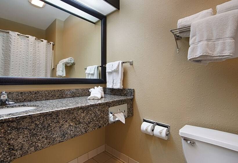 标准间, Best Western Macomb Inn