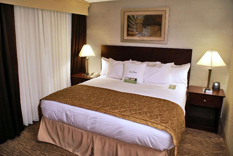 Стандартный Номер Кровать Кинг, Doubletree By Hilton Hotel Rocky Mount