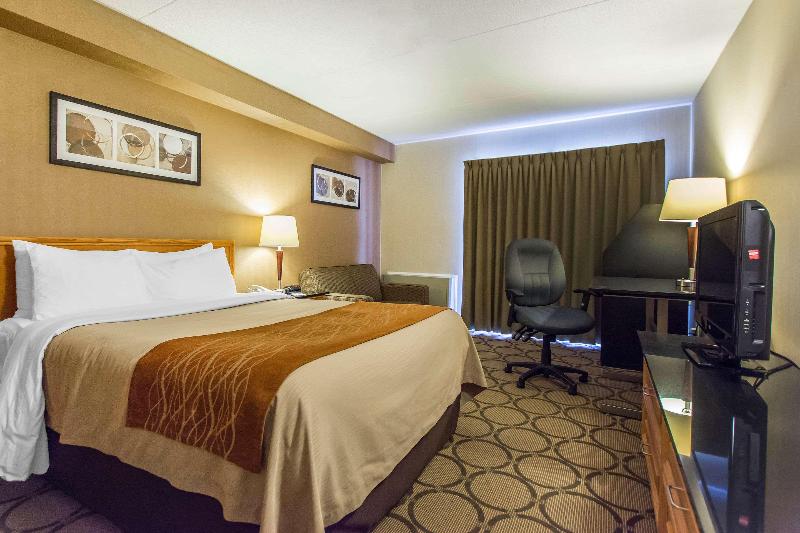Номер Стандарт, Holiday Inn Express Marshfield   Springfield Area, An Ihg