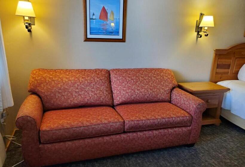 스위트, Homestead Suites   Fish Creek