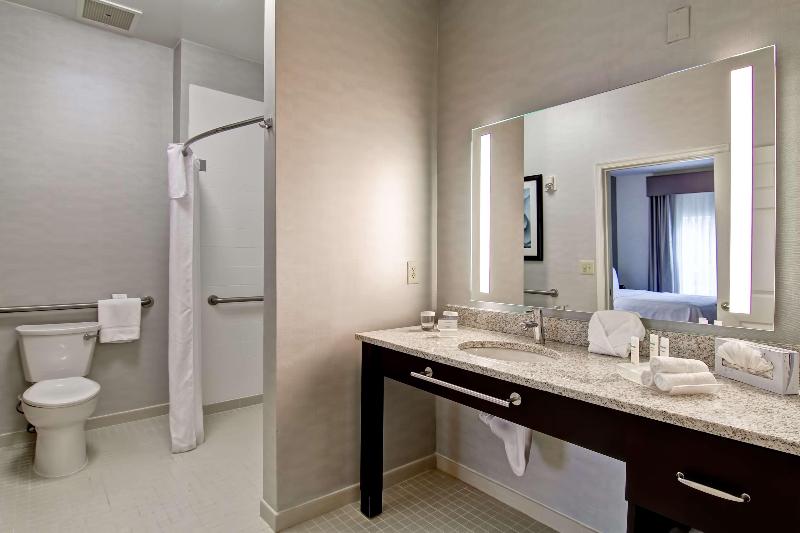 스위트 킹사이즈 침대, Homewood Suites By Hilton Newarkcranford