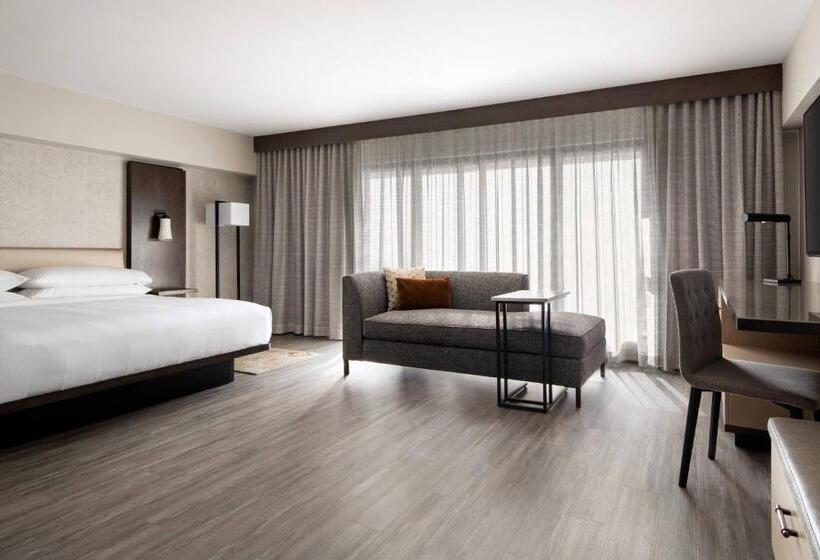 주니어 스위트, Marriott Riverside At The Convention Center