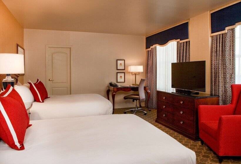 스탠다드 룸 더블 침대 2개, Roanoke & Conference Ctr, Curio Collection By Hilton 